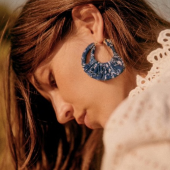 Sezane Jewelry - BNWT Sezane Amany Earrings Blue